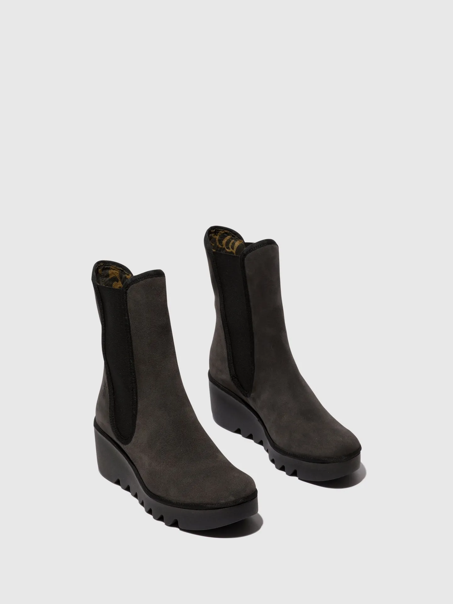 Chelsea Ankle Boots BYRO395FLY DIESEL sold by Fly London product image thumbnail 2
