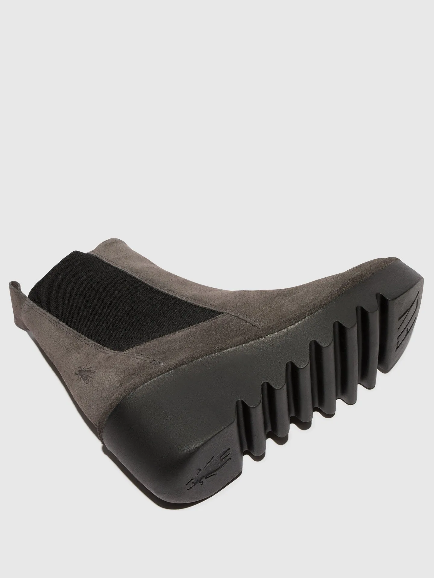 Chelsea Ankle Boots BAGU233FLY DIESEL sold by Fly London product image thumbnail 4