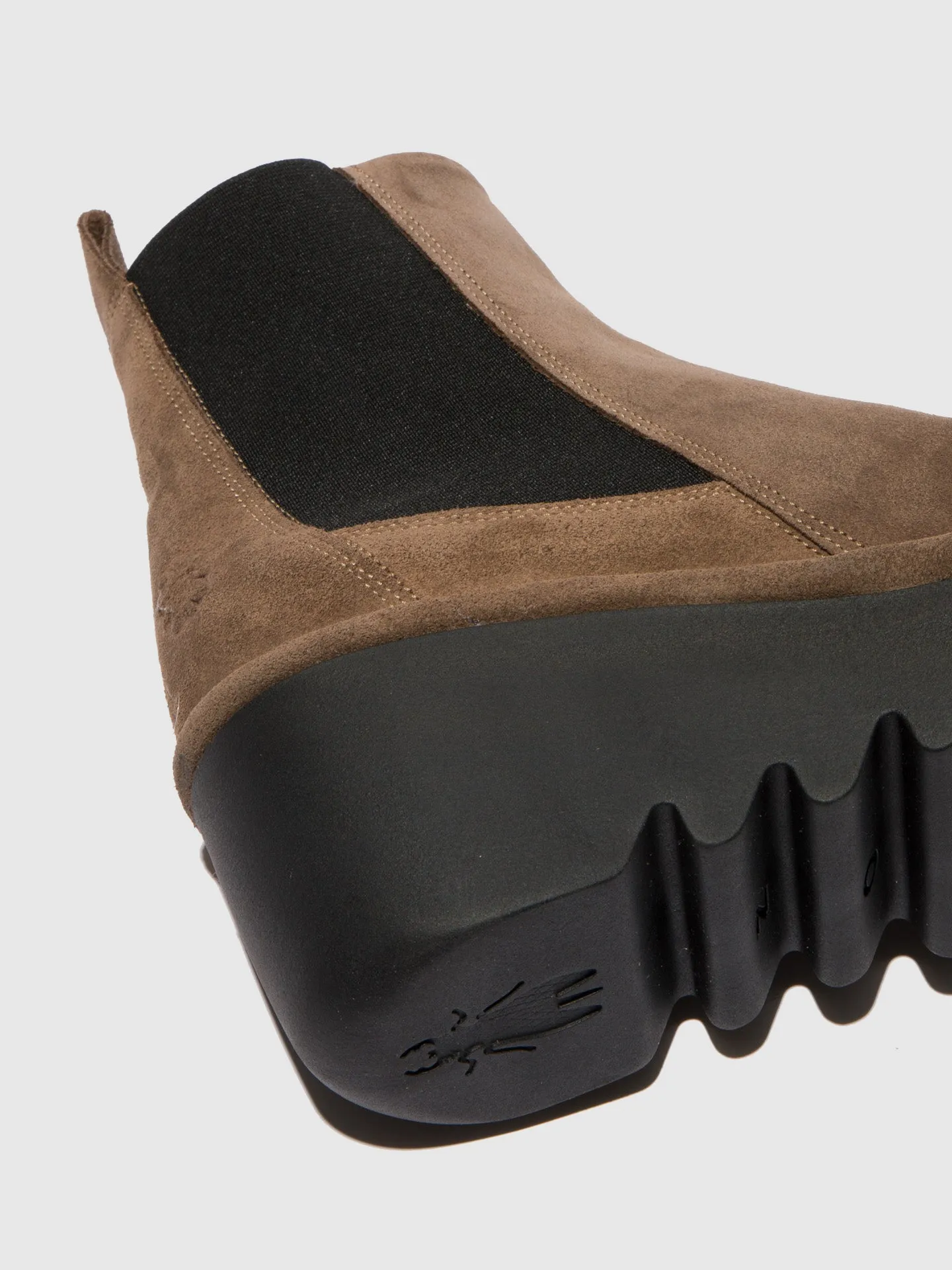 Chelsea Ankle Boots BAGU233FLY OILSUEDE TAUPE sold by Fly London product image thumbnail 4