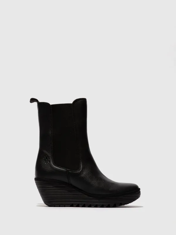 Chelsea Ankle Boots YERF600FLY DUBLIN BLACK made by Fly London