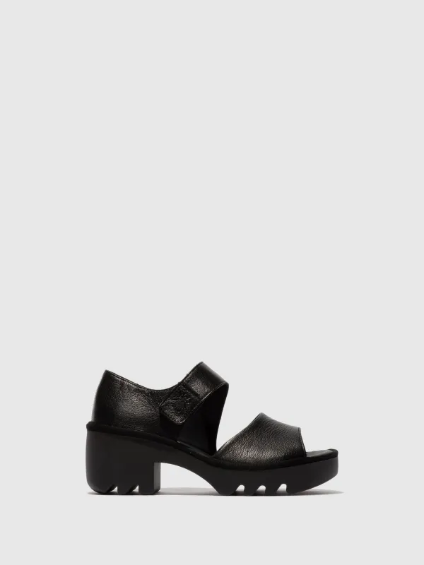Velcro Sandals TAAR558FLY BLACK sold by Fly London
