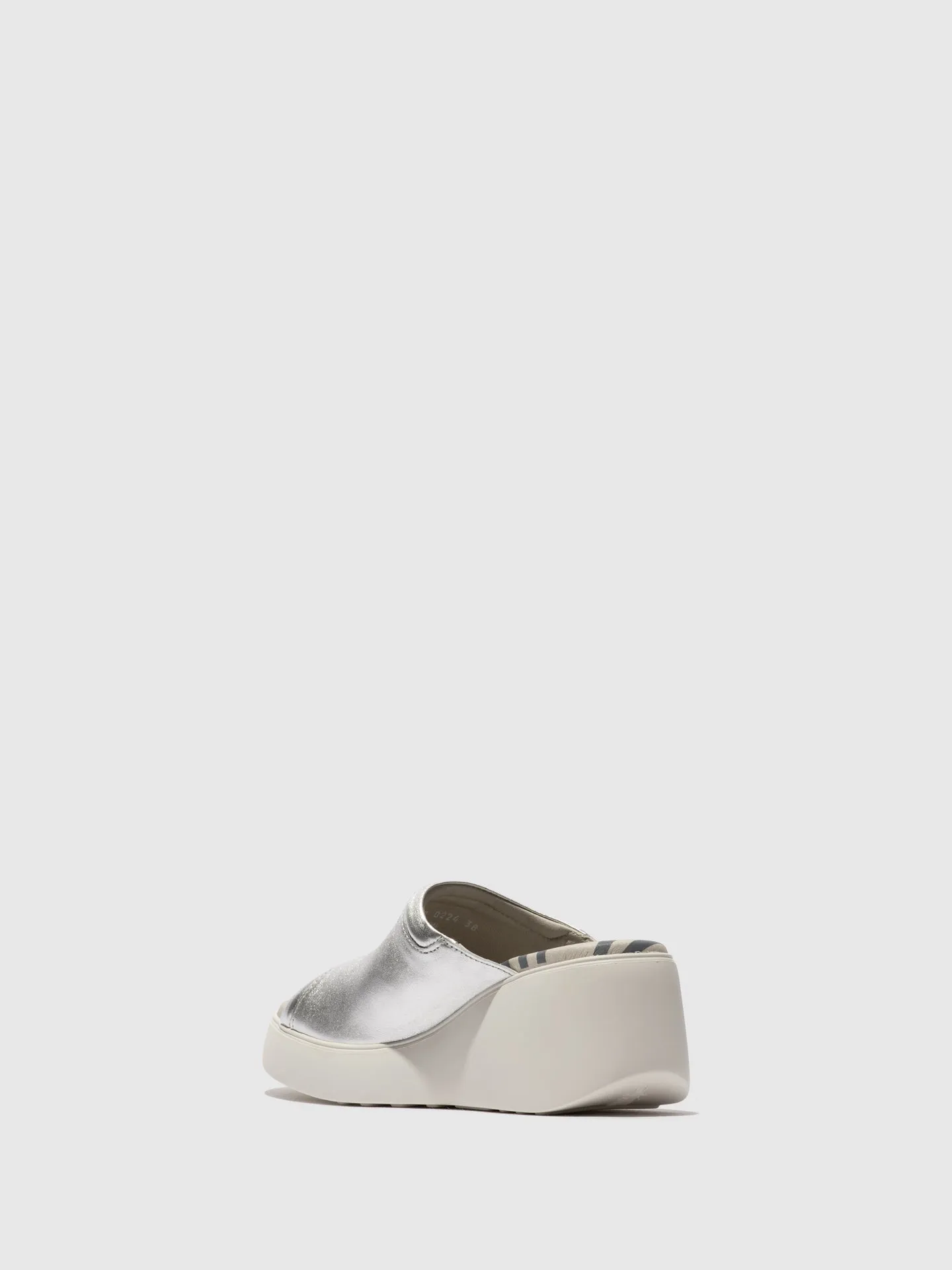 Slip-on Mules DOLI042FLY LAMINATO SILVER sold by Fly London product image thumbnail 3