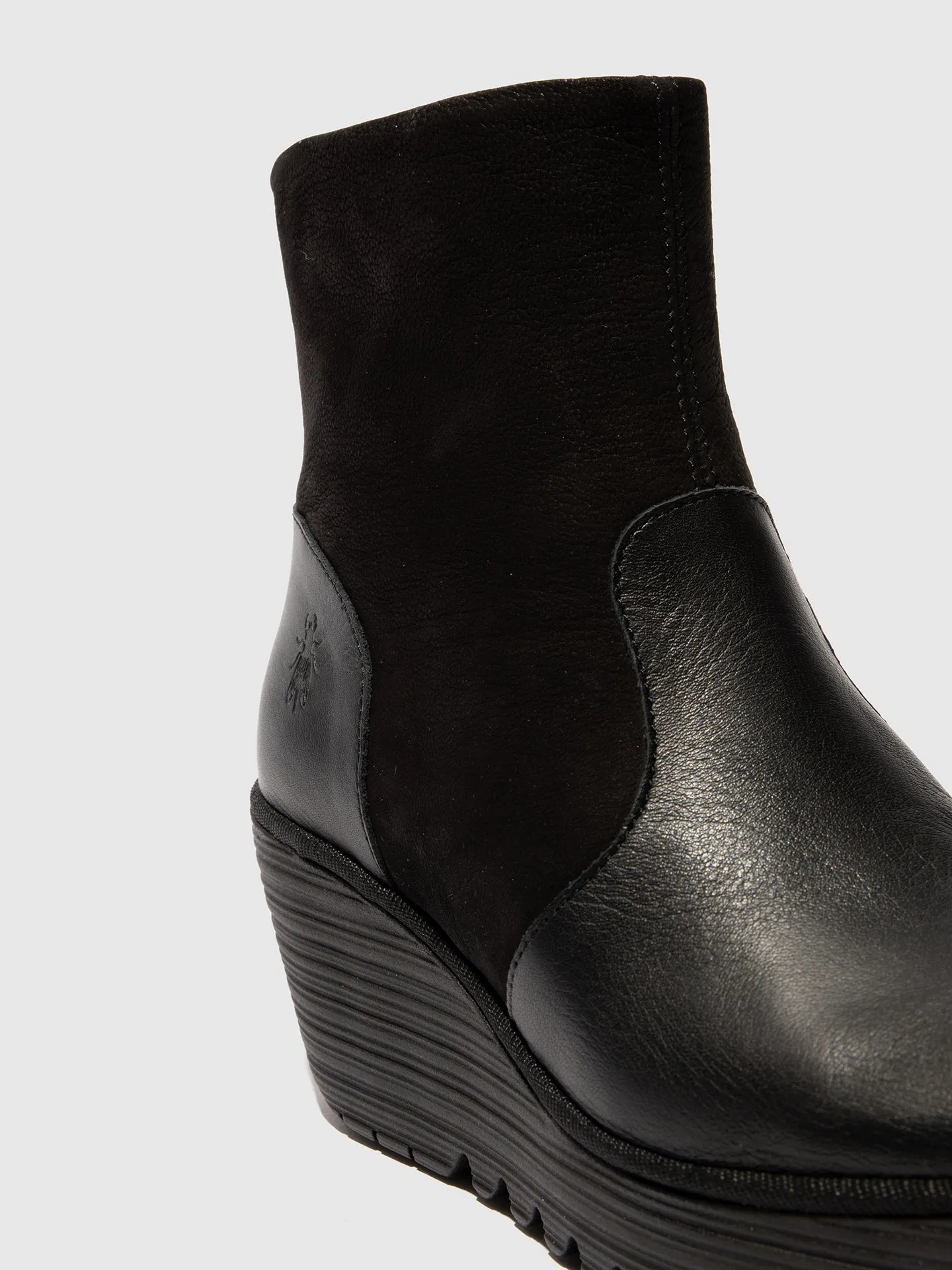 Zip Up Ankle Boots YUXI506FLY DUBLIN/CUPIDO BLACK/BLACK sold by Fly London product image thumbnail 4