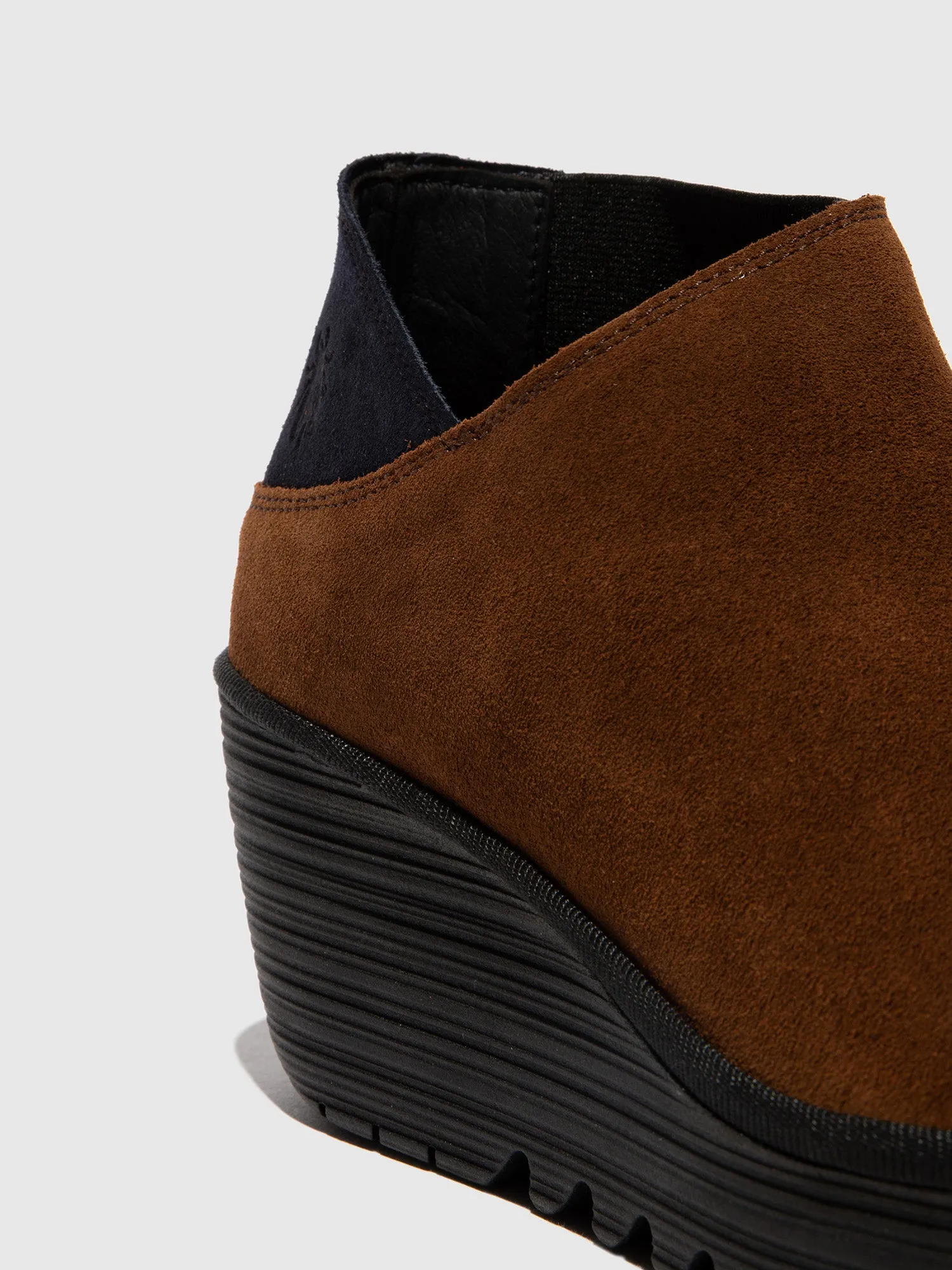 Zip Up Ankle Boots YEGO400FLY CAMEL/NAVY sold by Fly London product image thumbnail 4