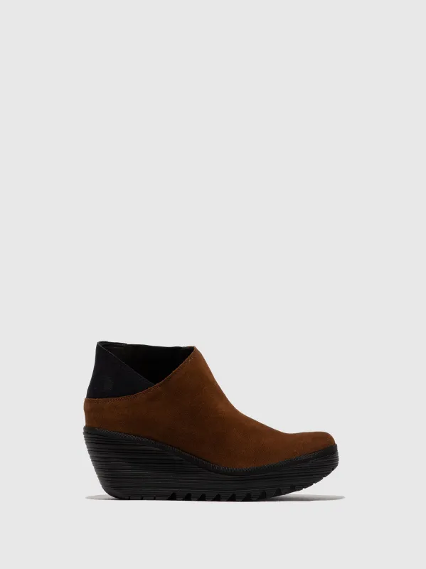 Zip Up Ankle Boots YEGO400FLY CAMEL/NAVY sold by Fly London