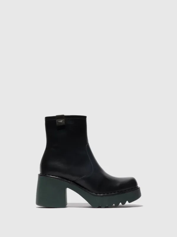 Zip Up Ankle Boots MOGE250FLY BLACK (TEAL SOLE) made by Fly London