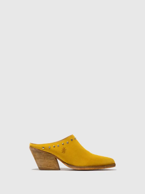 Slip-on Mules WESI091FLY YELLOW made by Fly London