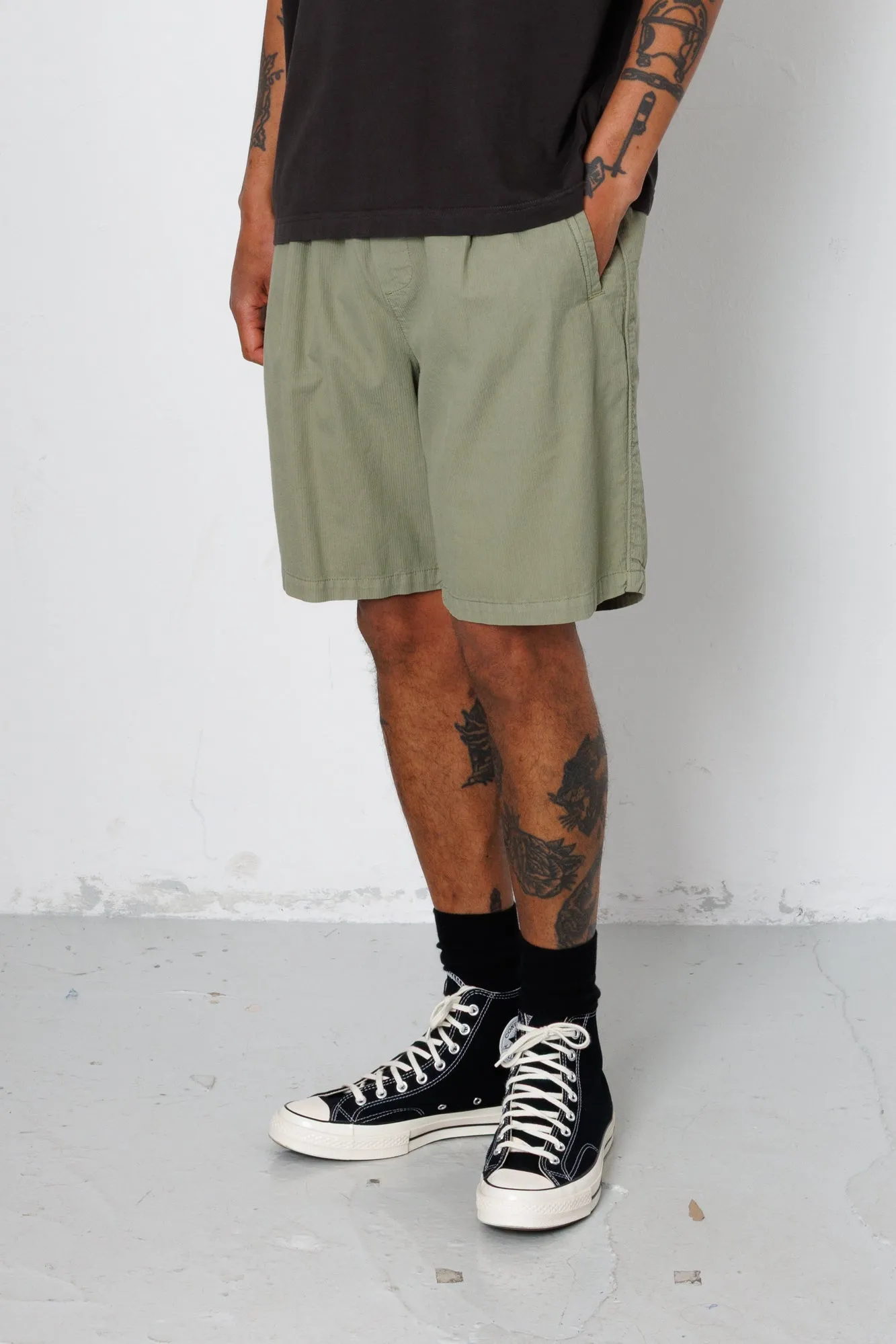 Relaxed Assembly Short - Light Sage Mini Stripe sold by Folk product image thumbnail 4