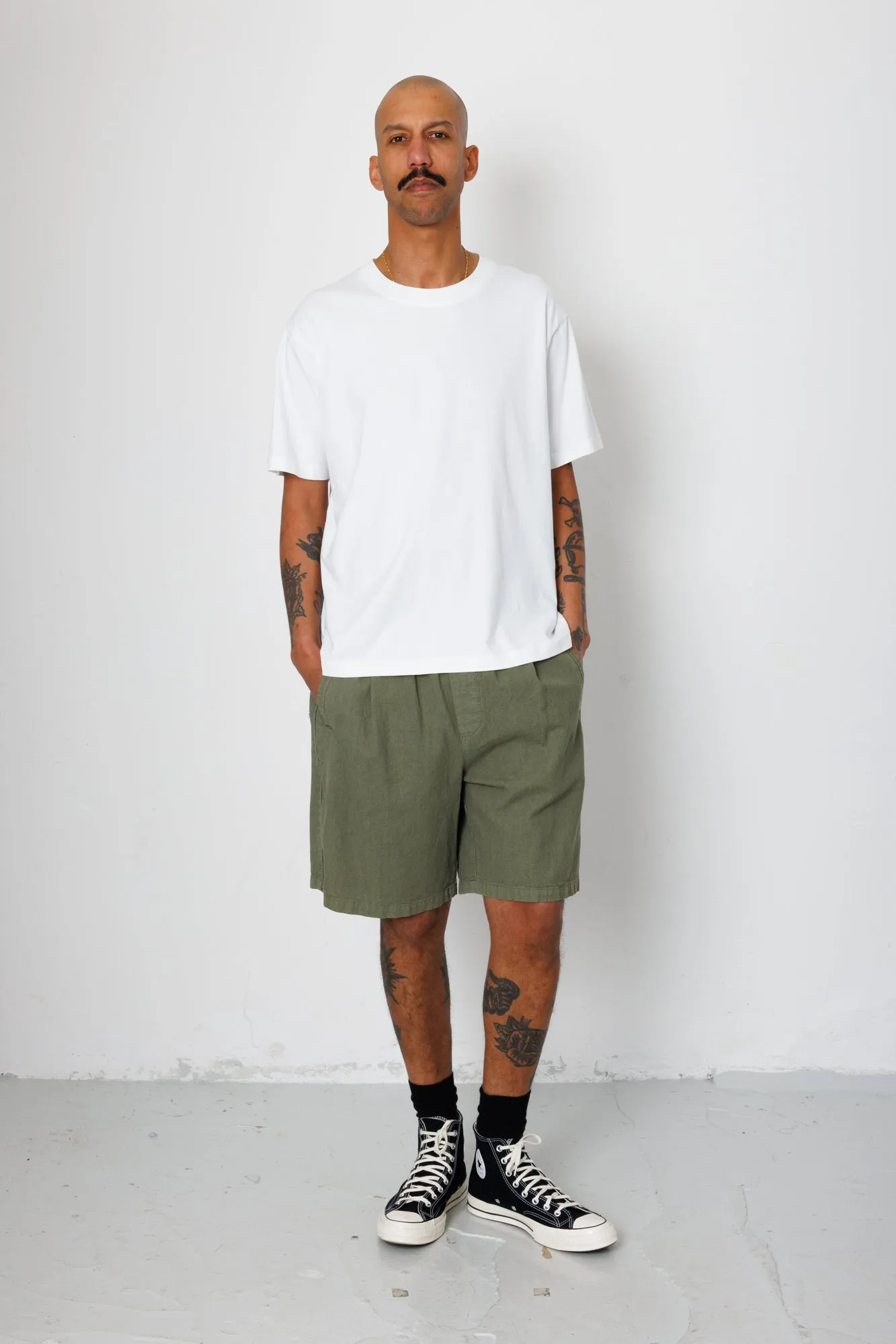 Relaxed Assembly Short - Dark Sage Cotton Linen sold by Folk product image thumbnail 2