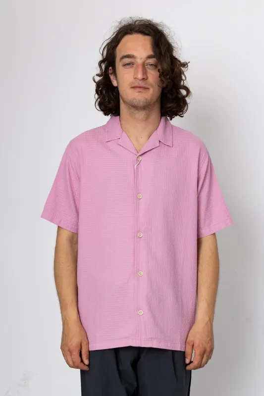 Wilkes Shirt - Raspberry made by Folk