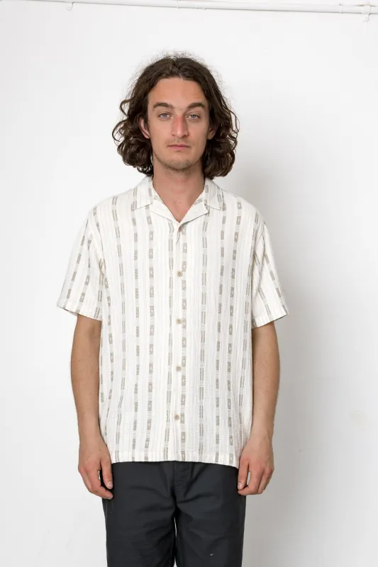Soul Shirt - Off White / Olive made by Folk
