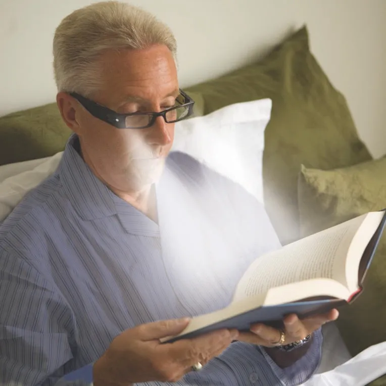 Lloyd Lighted Reading Glasses sold by Foster Grant product image thumbnail 4