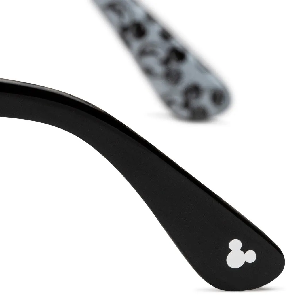Iconic sold by Foster Grant product image thumbnail 5