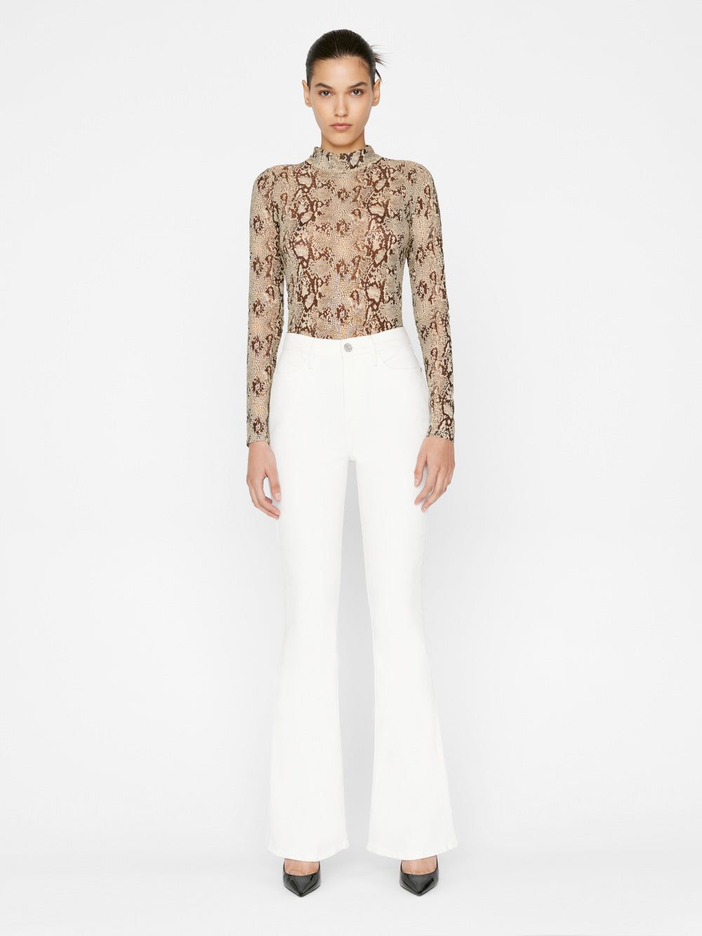 Le Super High Flare -- Au Natural Clean sold by Frame Denim product image thumbnail 3