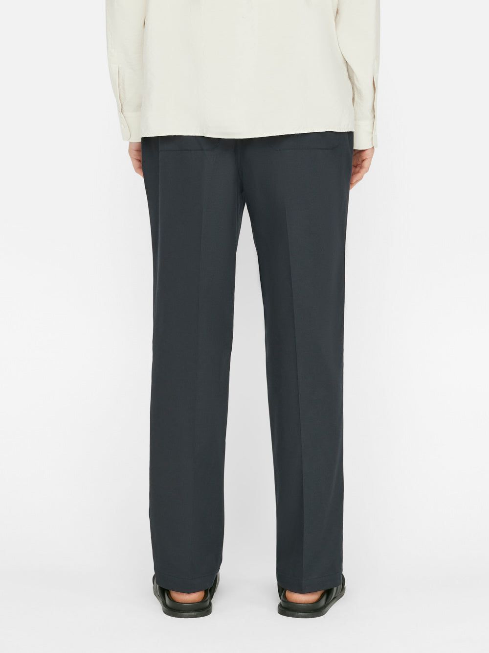 Soft Cotton Traveler Pant -- Dark Navy sold by Frame Denim product image thumbnail 7