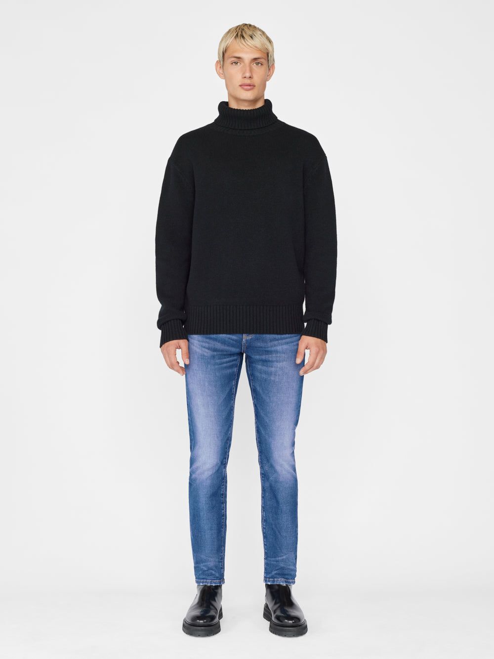 L'Homme Skinny -- Jennings sold by Frame Denim product image thumbnail 2
