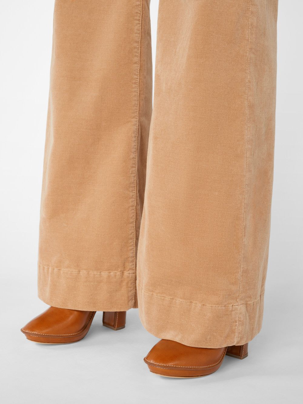 Le Hardy Wide Leg Corduroy -- Light Camel sold by Frame Denim product image thumbnail 6
