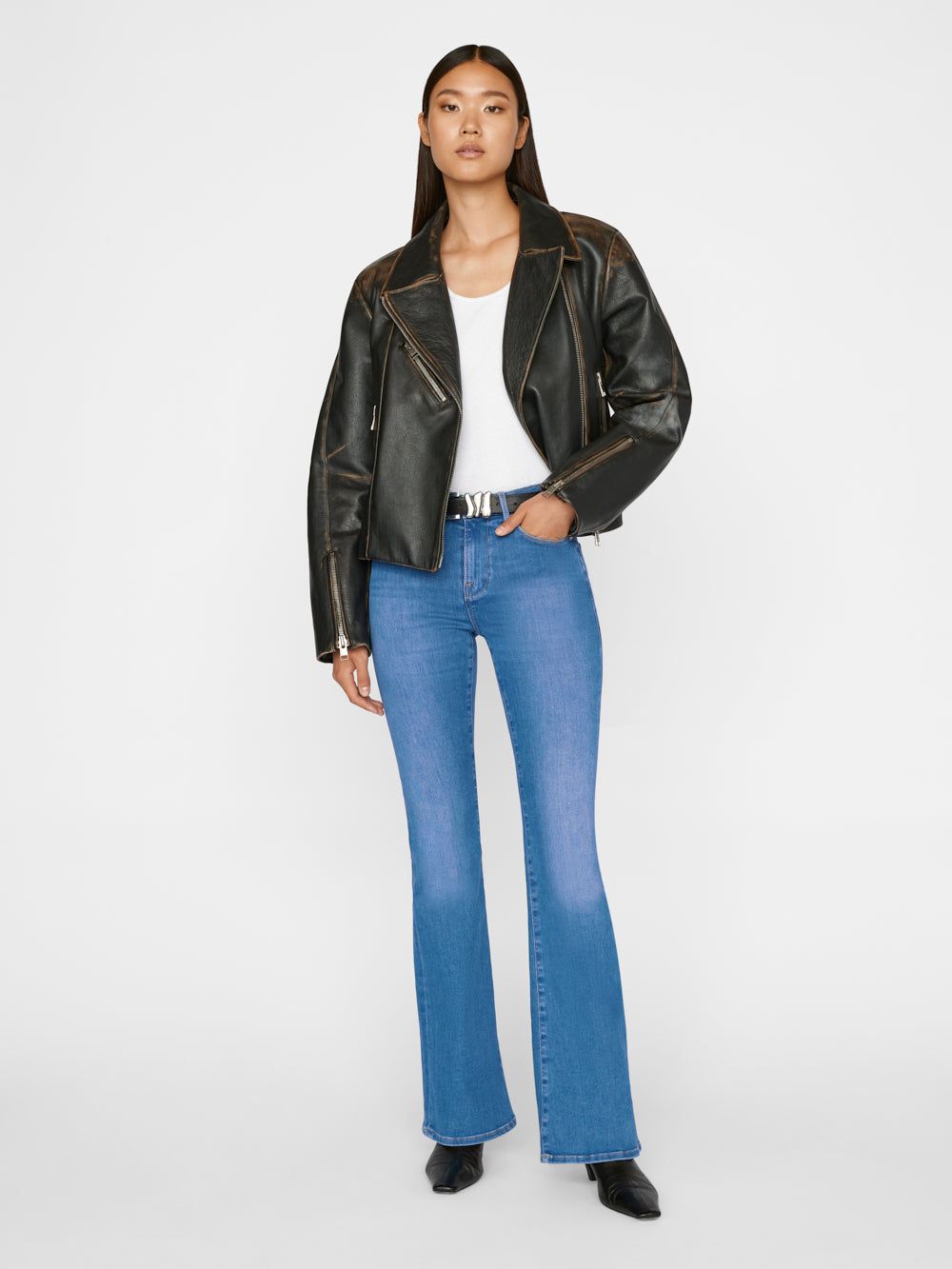 Le Shape High Flare -- Randall sold by Frame Denim product image thumbnail 3