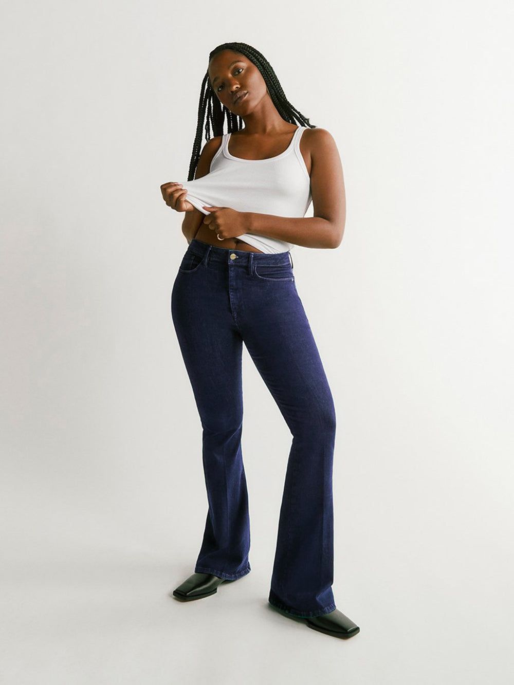 Le One Flare -- Keller sold by Frame Denim