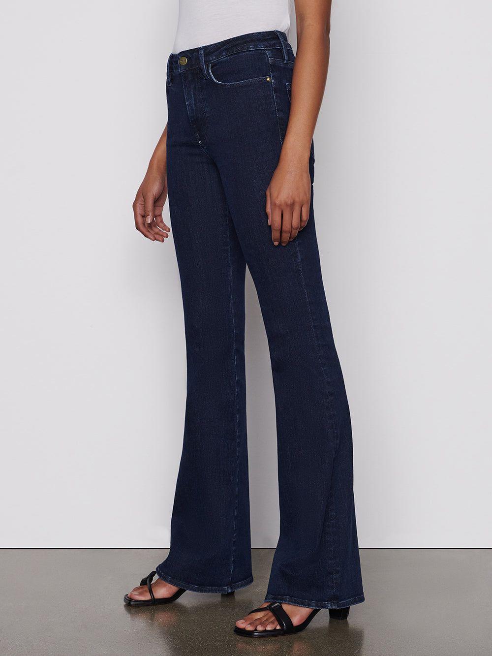 Le One Flare -- Keller sold by Frame Denim product image thumbnail 3