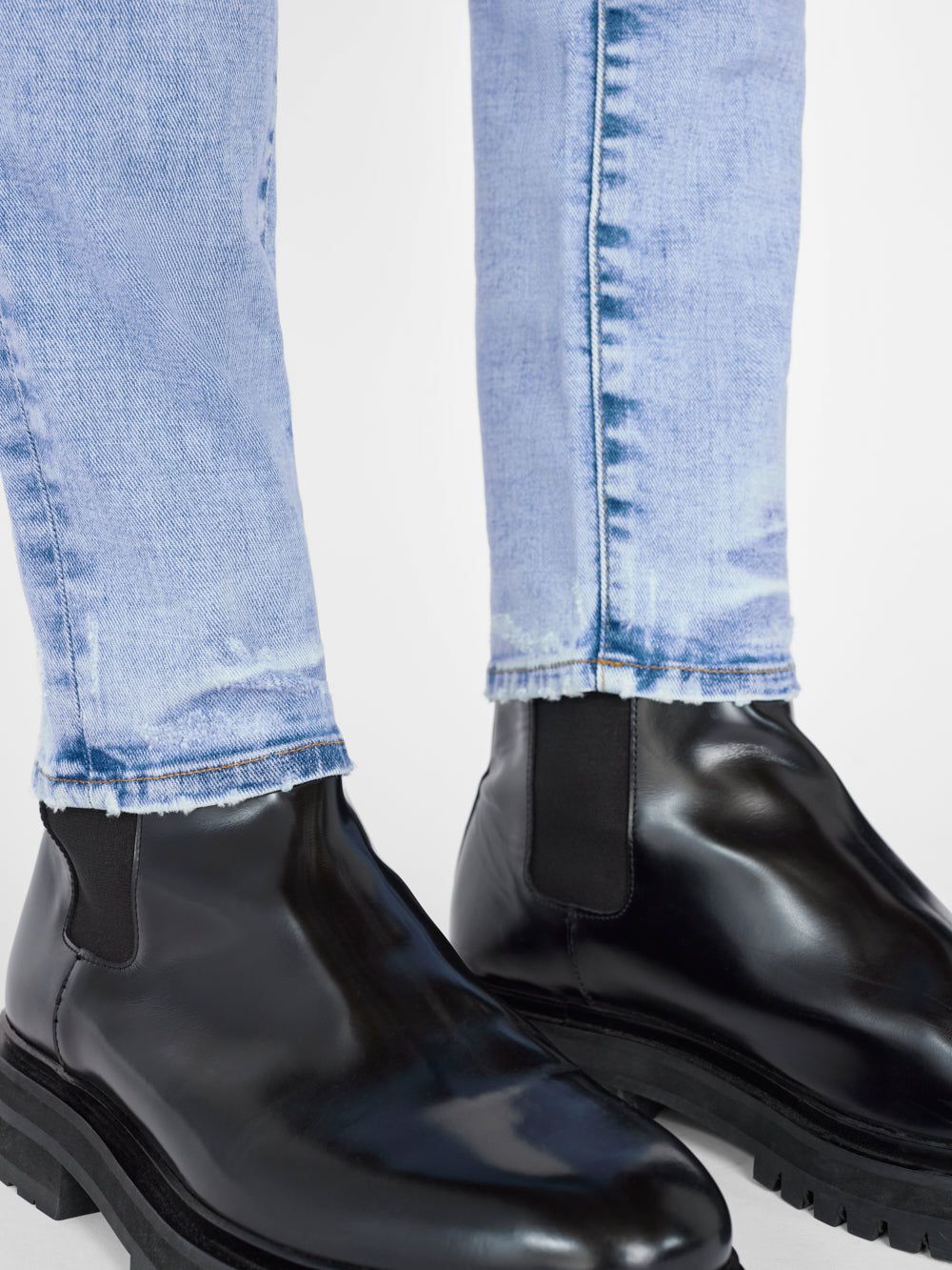 L'Homme Slim Degradable -- Crestwood sold by Frame Denim product image thumbnail 4