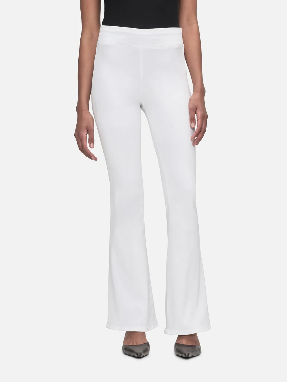 The Jetset Flare -- White sold by Frame Denim product image thumbnail 2