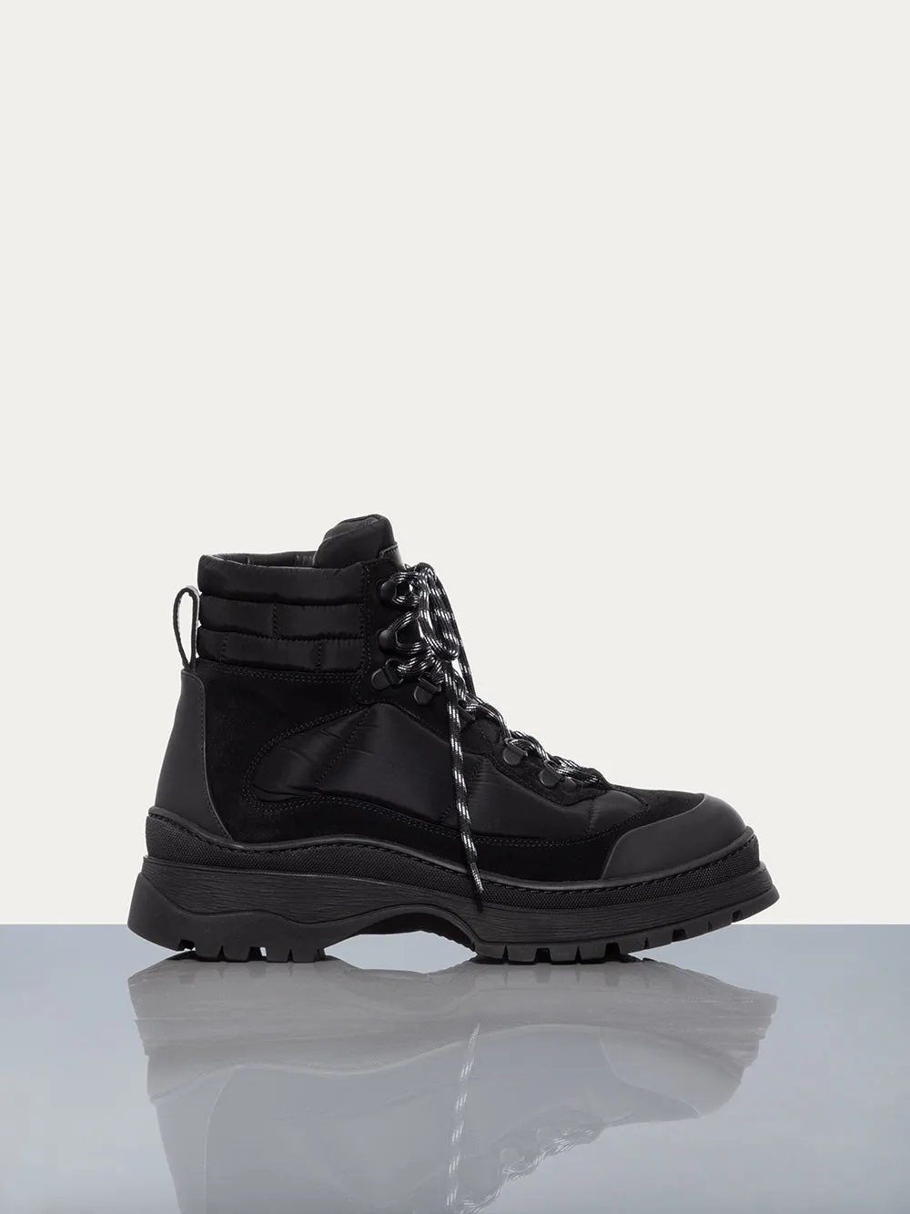 Hiking Lug Sole Boot -- Noir sold by Frame Denim