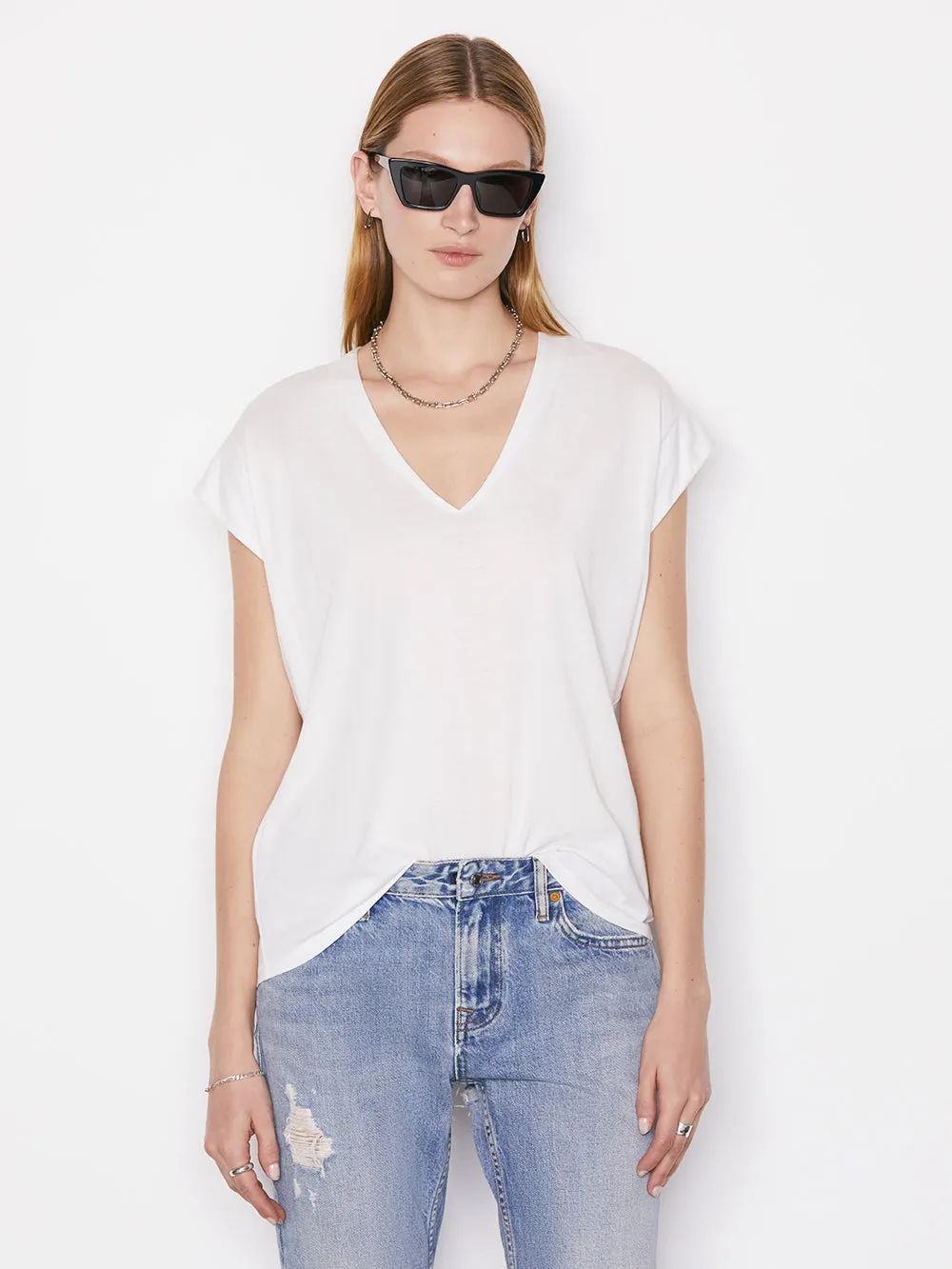 Le Mid Rise V Neck Tee -- Blanc sold by Frame Denim product image thumbnail 4