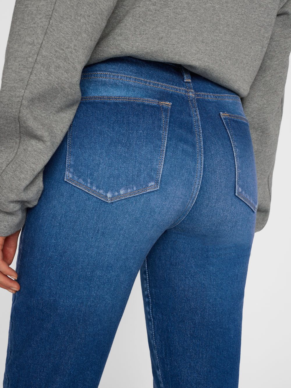 Le Super High Straight -- Jericho sold by Frame Denim product image thumbnail 6