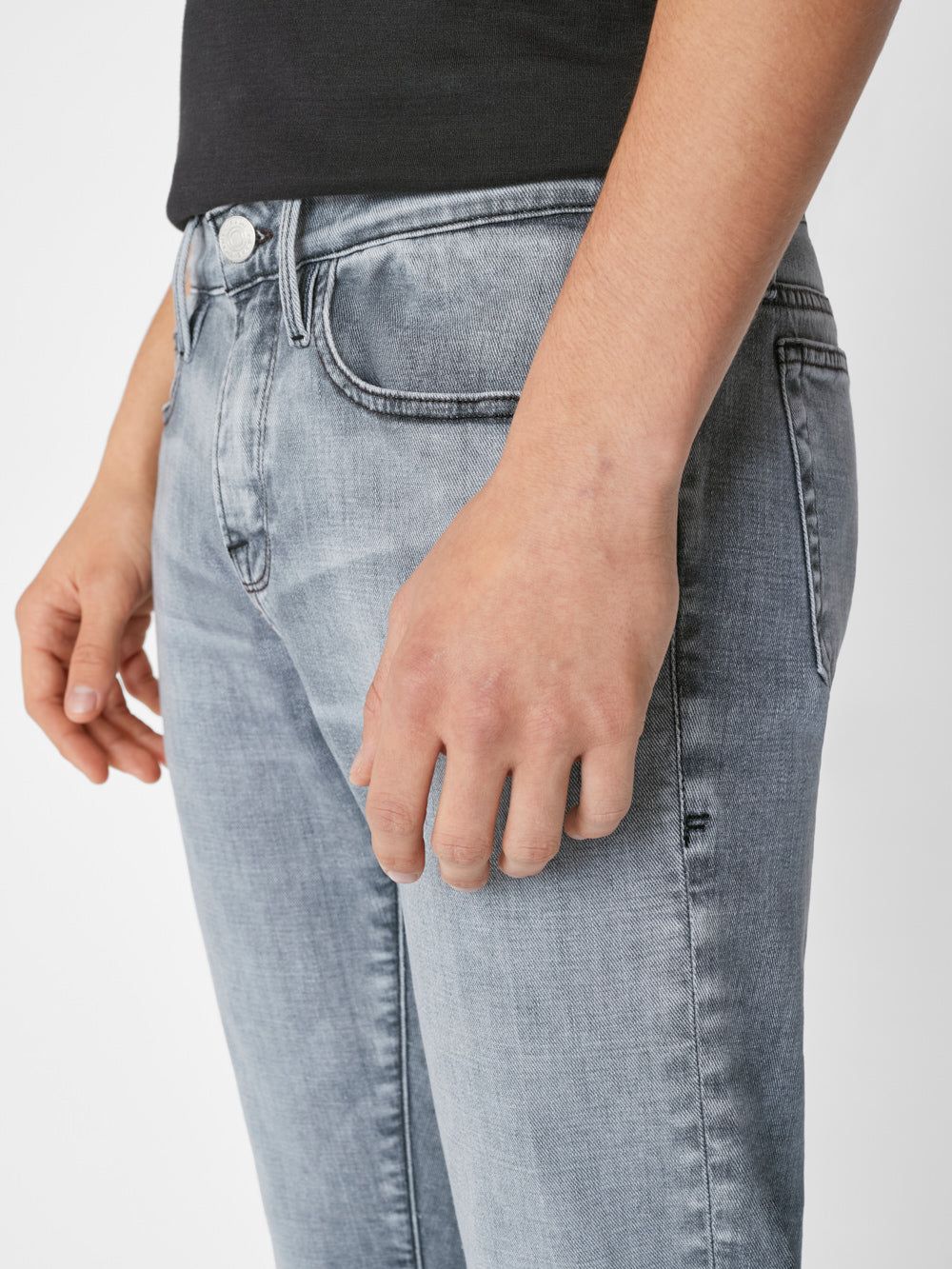 L'Homme Skinny Degradable -- Kemper sold by Frame Denim product image thumbnail 4