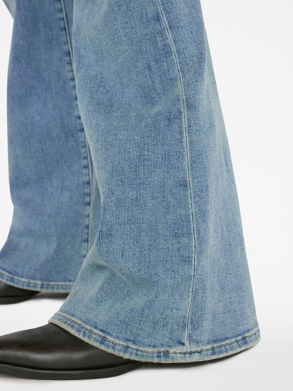 Le Super High Flare -- Jadite sold by Frame Denim product image thumbnail 4