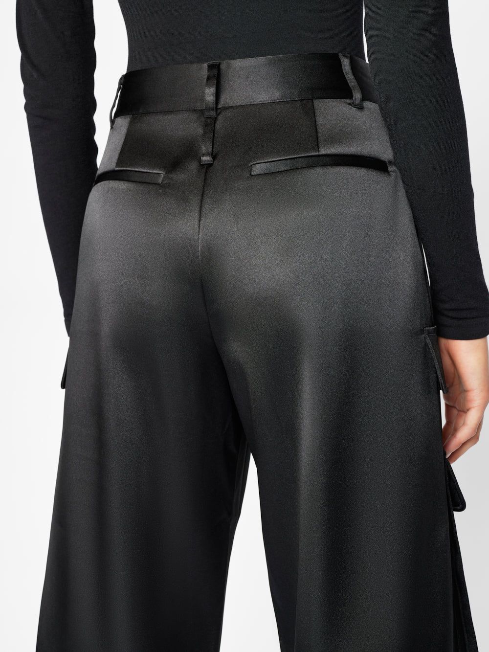 Relaxed Straight Cargo -- Noir sold by Frame Denim product image thumbnail 5