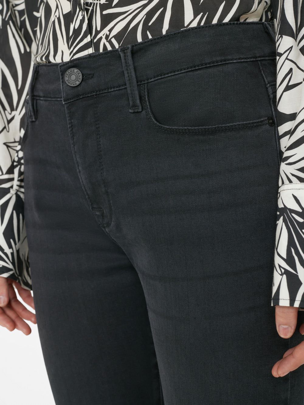 Le High Straight -- Kerry sold by Frame Denim product image thumbnail 4