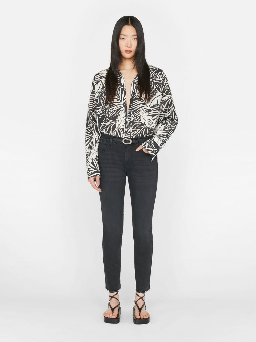 Le High Straight -- Kerry sold by Frame Denim product image thumbnail 3