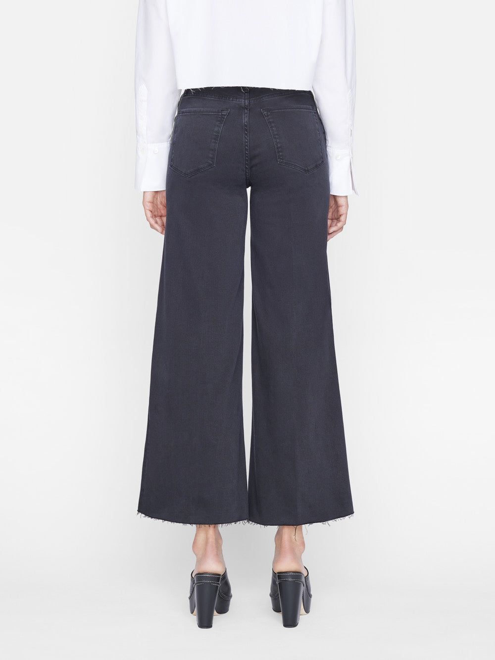 Le Palazzo Crop -- Kerry sold by Frame Denim product image thumbnail 9