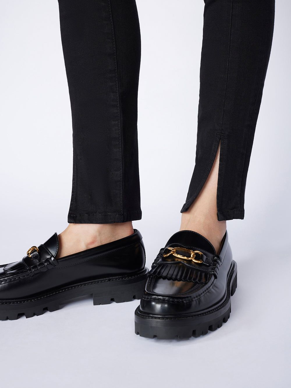 Le High Skinny Front Split -- Film Noir sold by Frame Denim product image thumbnail 6