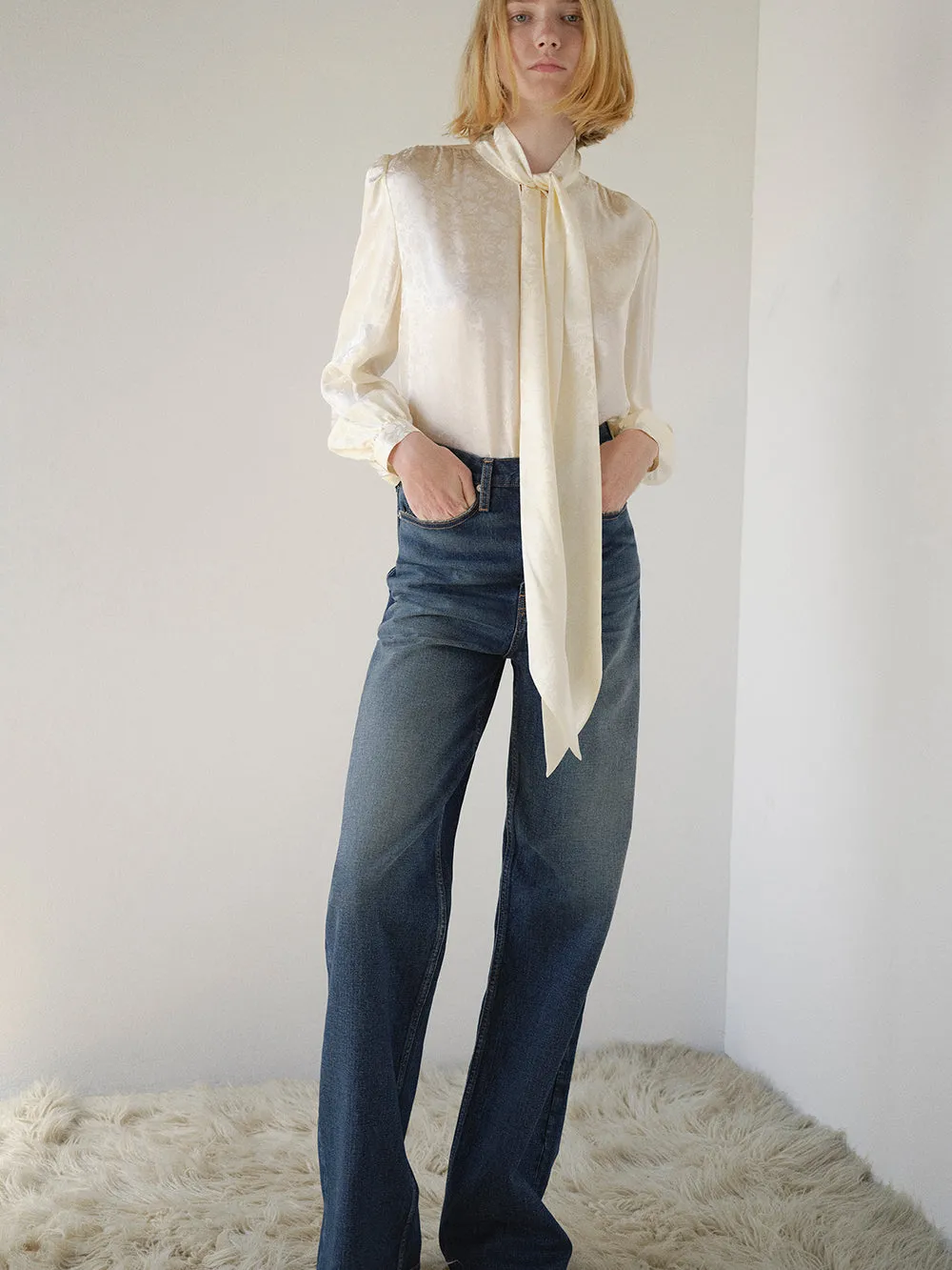 The 1978 -- Celeste sold by Frame Denim product image thumbnail 2