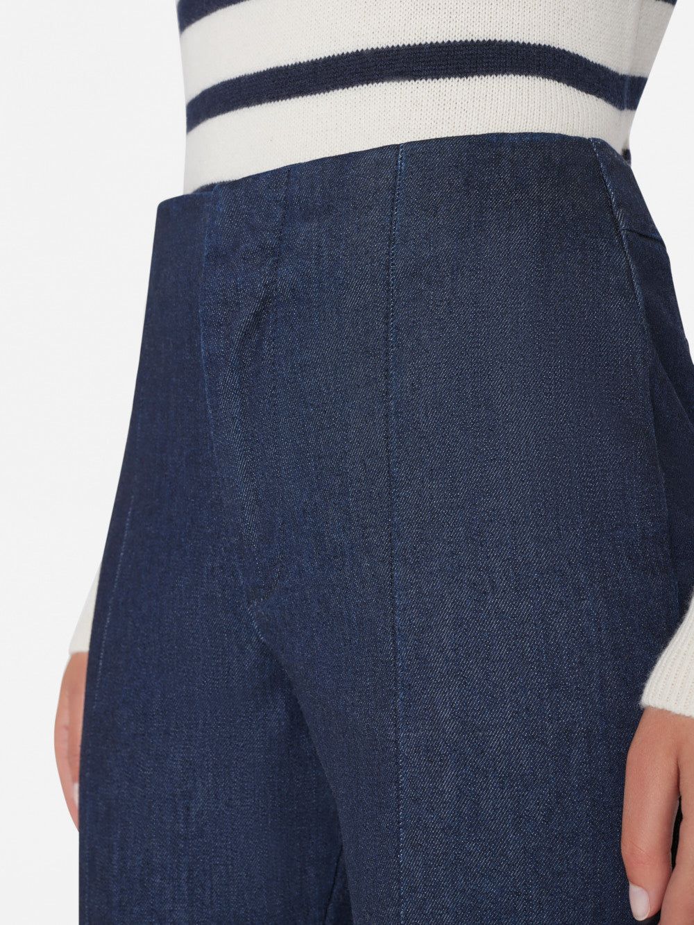 Pleated Denim Pant -- Rinse sold by Frame Denim product image thumbnail 5