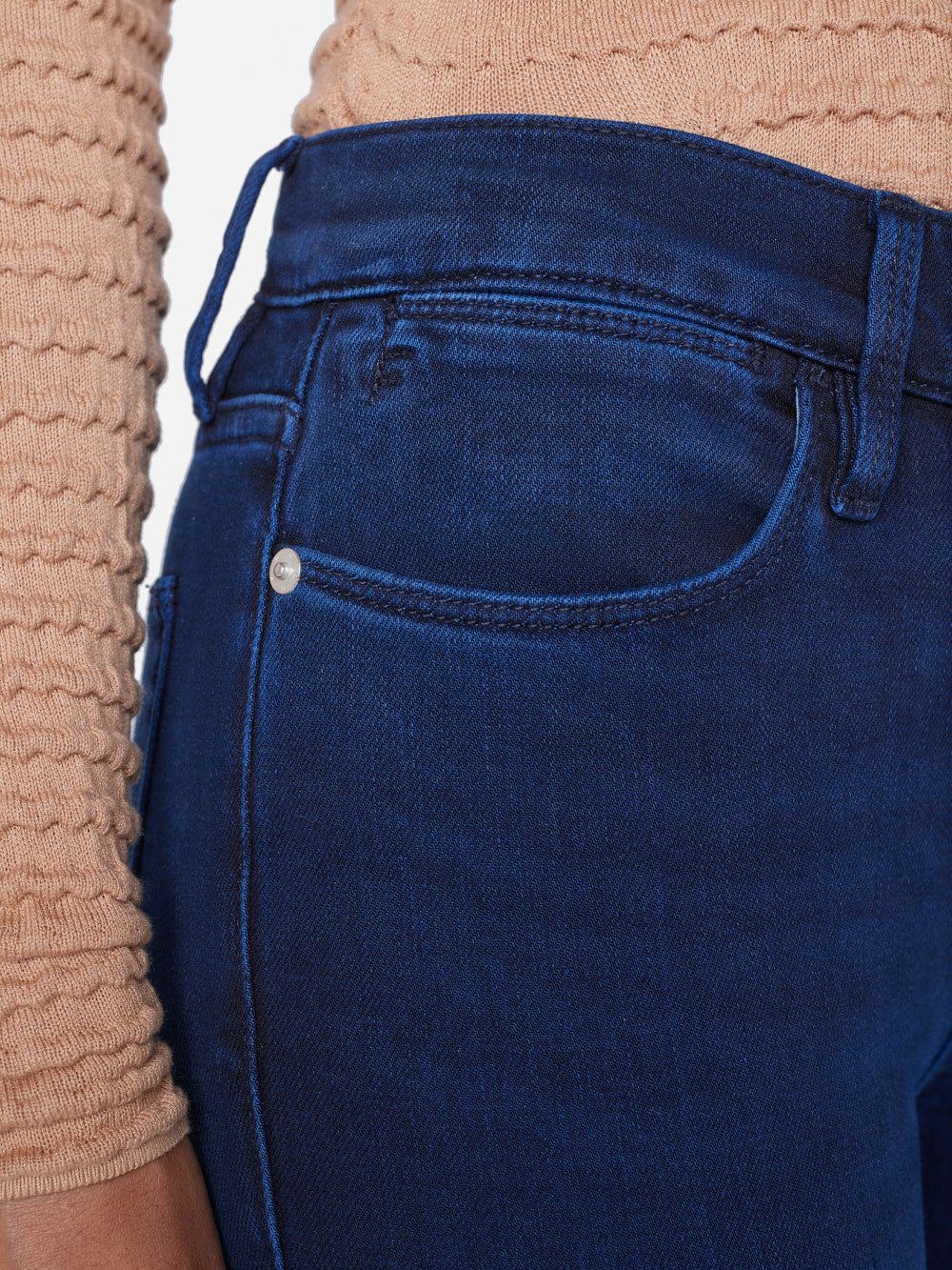 Le High Flare Wide Hem -- Fiona sold by Frame Denim product image thumbnail 5