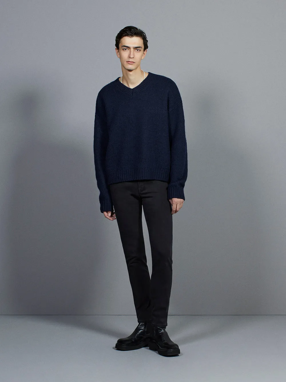 L'Homme Slim -- Noir sold by Frame Denim product image thumbnail 2