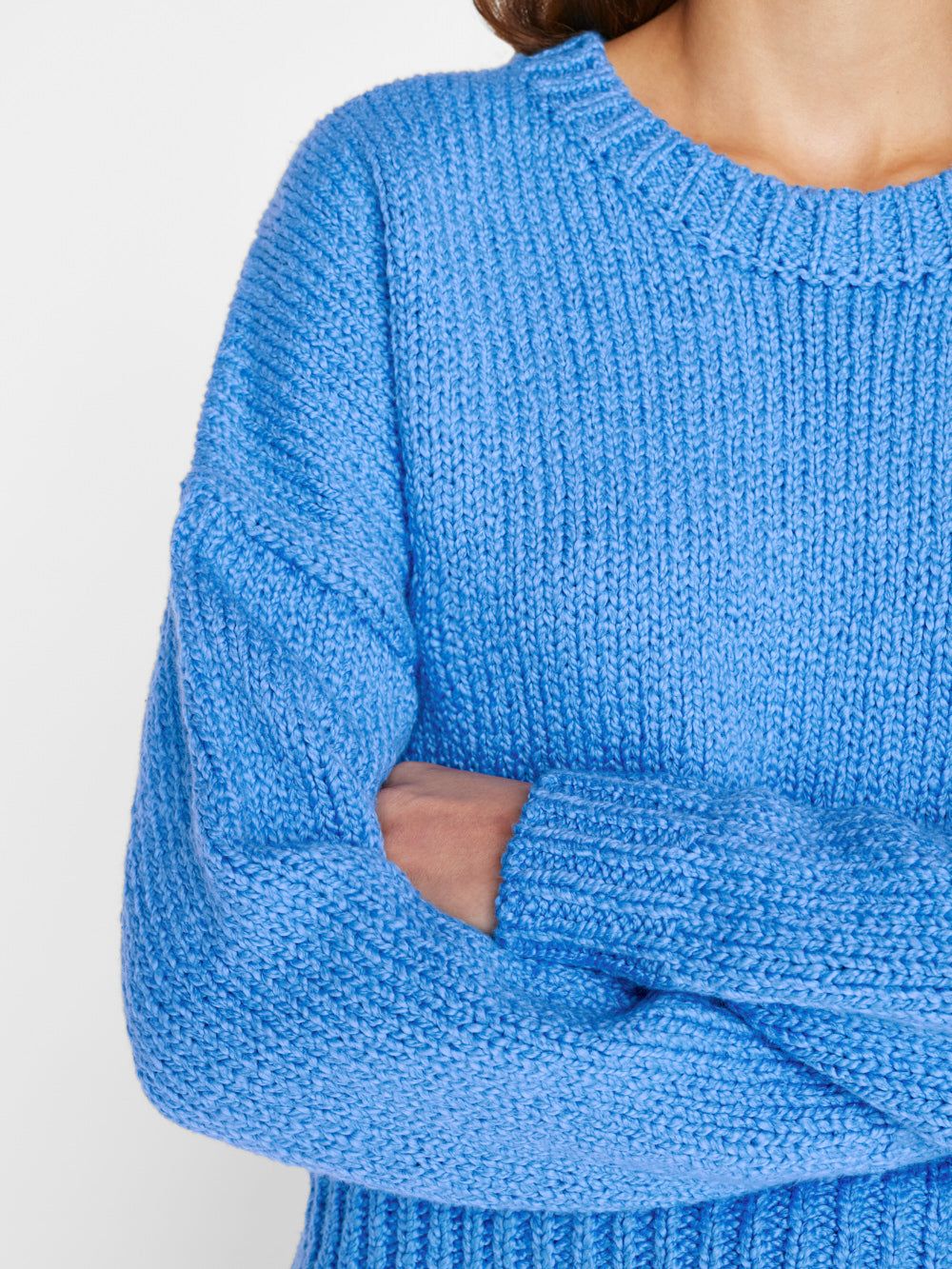 Oversized Cropped Crew Sweater -- Cornflower Blue sold by Frame Denim product image thumbnail 3
