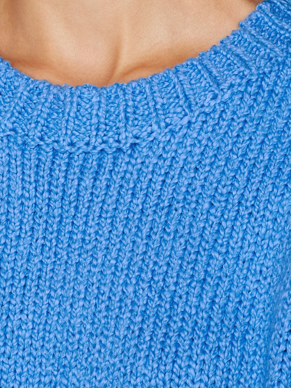 Oversized Cropped Crew Sweater -- Cornflower Blue sold by Frame Denim product image thumbnail 4