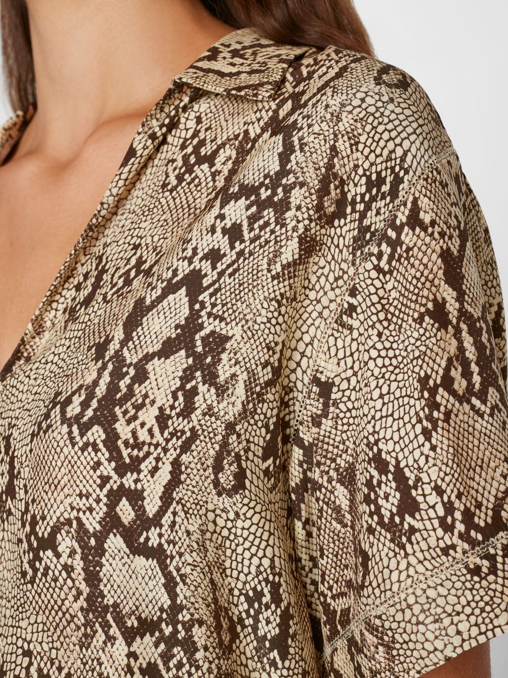 V-Neck Ladder Stitch Popover -- Butter Multi sold by Frame Denim product image thumbnail 3