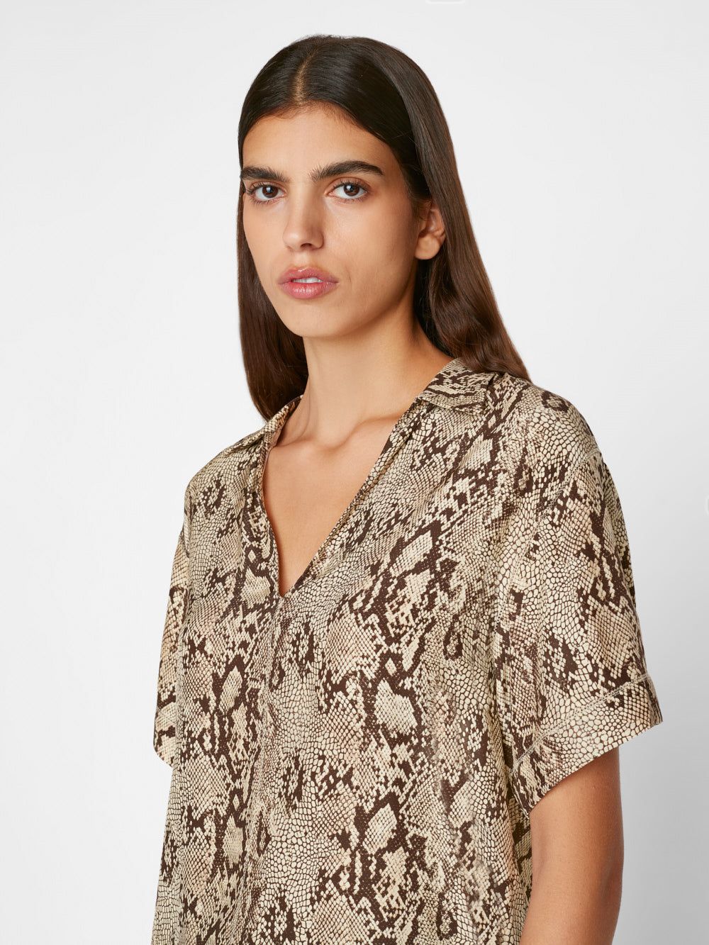 V-Neck Ladder Stitch Popover -- Butter Multi sold by Frame Denim product image thumbnail 5