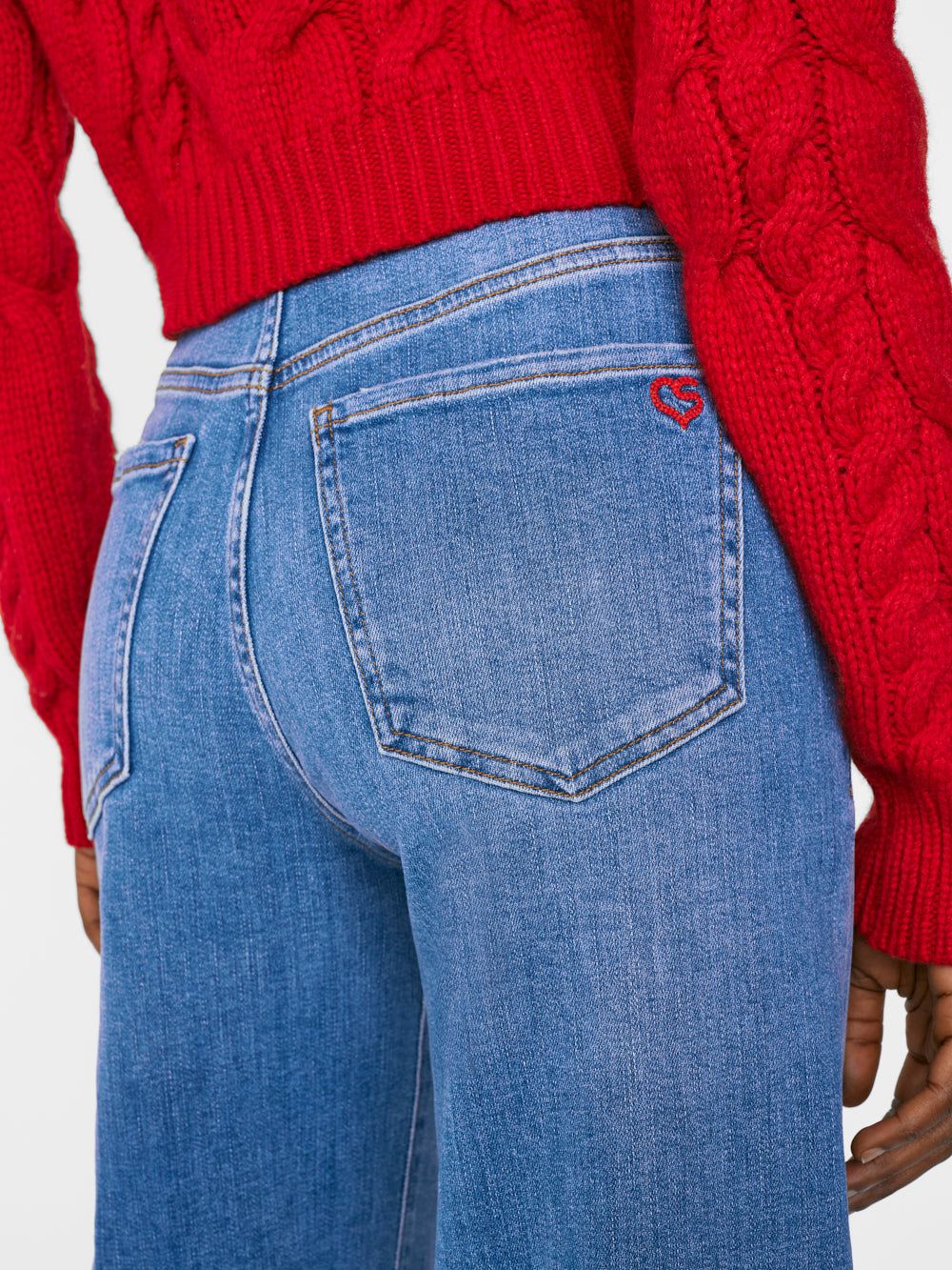 Le Hardy Wide Leg Button -- Blue Fade sold by Frame Denim product image thumbnail 8