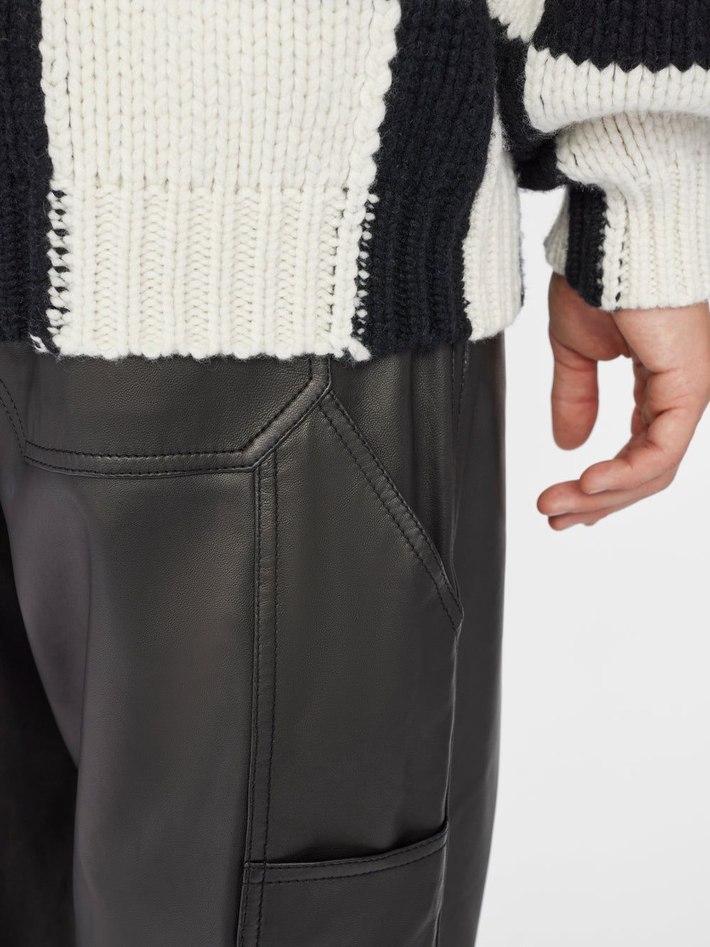 Wide Leather Pant -- Noir sold by Frame Denim product image thumbnail 3