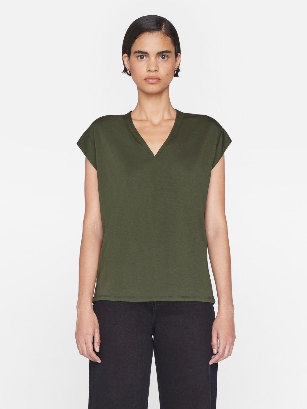 Le Mid Rise V Neck Tee -- Surplus sold by Frame Denim product image thumbnail 8