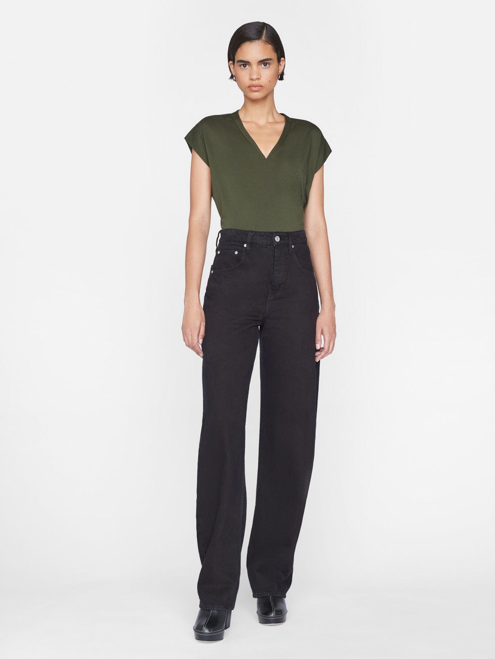 Le Mid Rise V Neck Tee -- Surplus sold by Frame Denim product image thumbnail 3