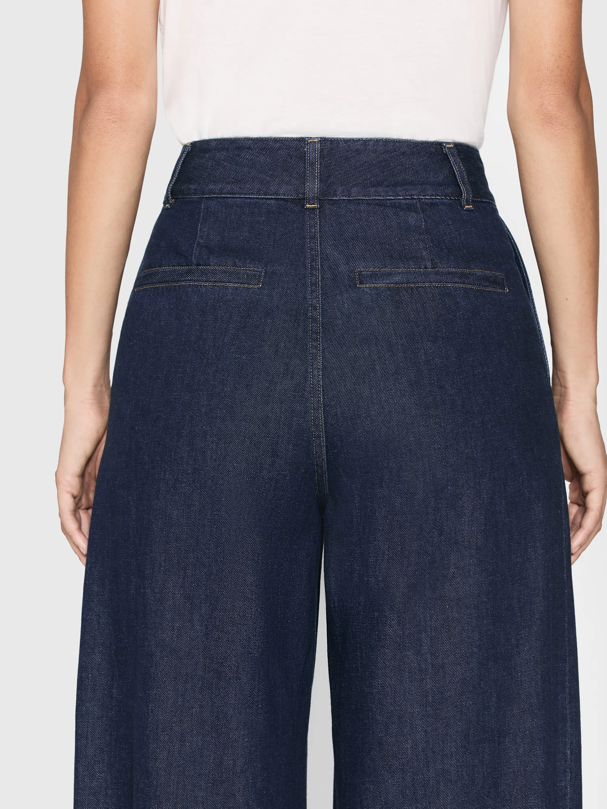 The Tapered Trouser -- Rinse sold by Frame Denim product image thumbnail 3