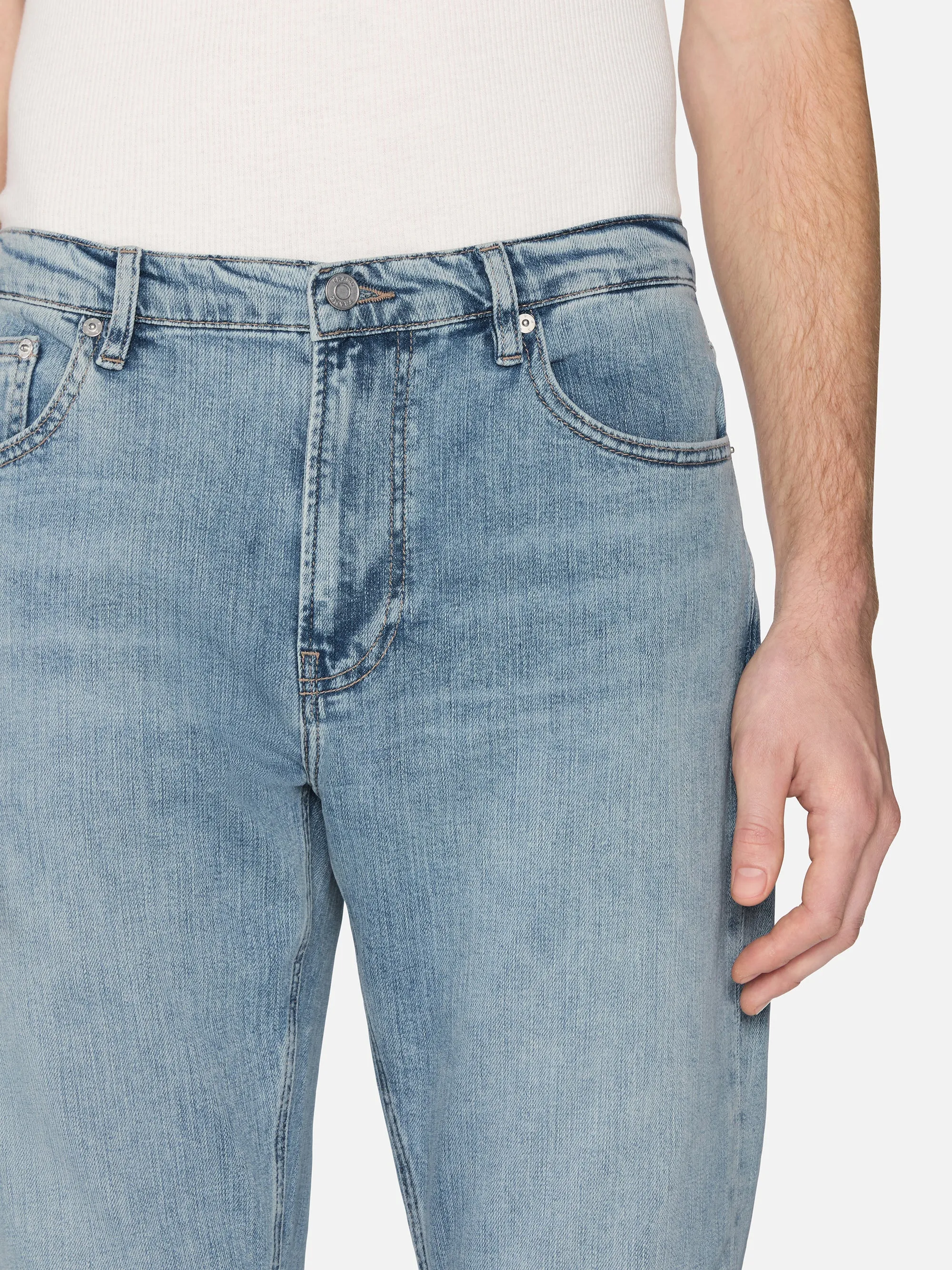 L'Homme Slim -- Salinas sold by Frame Denim product image thumbnail 3